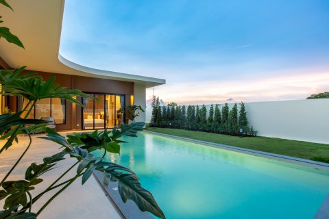 Villa in Hua Hin, Thailand 3 bedrooms № 170228 - photo 16