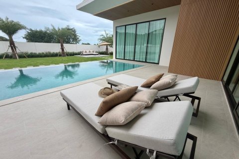 Chalet de 3 dormitorios en Hua Hin, Tailandia № 170230 - foto 6