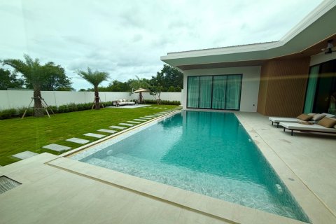 Chalet de 3 dormitorios en Hua Hin, Tailandia № 170230 - foto 20