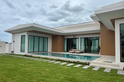 Chalet de 3 dormitorios en Hua Hin, Tailandia № 170230