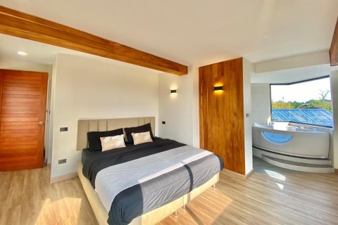 Villa à Chiang Mai, Thaïlande 5 chambres № 155317 - photo 11