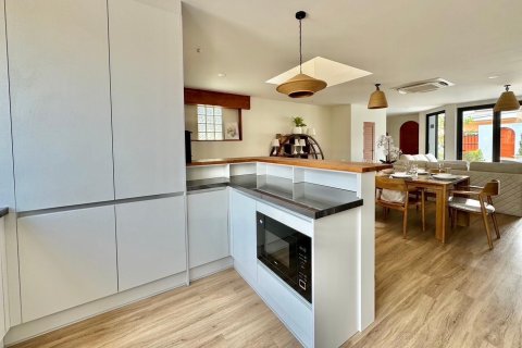 Villa in Chiang Mai, Thailand 5 bedrooms № 155317 - photo 10