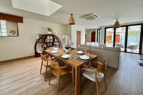 Villa in Chiang Mai, Thailand 5 bedrooms № 155317 - photo 9