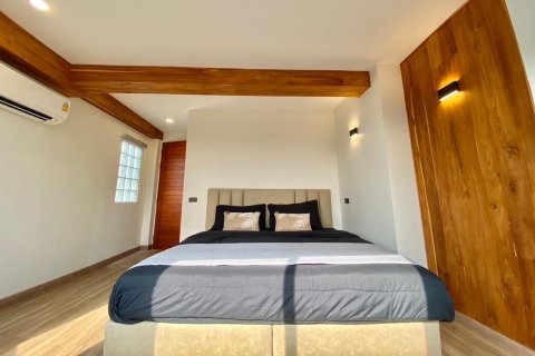 Villa in Chiang Mai, Thailand 5 bedrooms № 155317 - photo 15