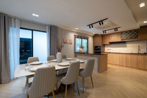 House in Chiang Mai, Thailand 4 bedrooms № 155319 - photo 8