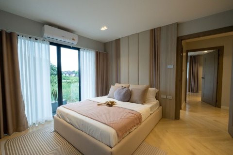 House in Chiang Mai, Thailand 4 bedrooms № 155319 - photo 17