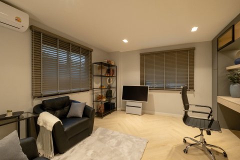 House in Chiang Mai, Thailand 4 bedrooms № 155319 - photo 10