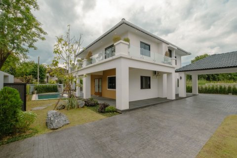 House in Chiang Mai, Thailand 4 bedrooms № 155319 - photo 3