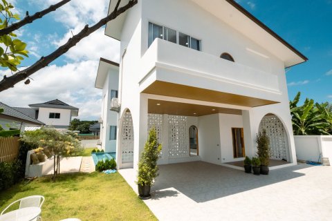 Villa in Chiang Mai, Thailand 4 bedrooms № 155320 - photo 3