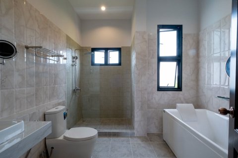 House in Chiang Mai, Thailand 5 bedrooms № 155318 - photo 20