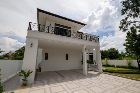 Дом в Чиангмае, Таиланд с 6 спальнями № 155318 - фото 5