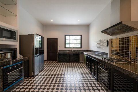 Дом в Чиангмае, Таиланд с 6 спальнями № 155318 - фото 11