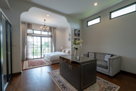 House in Chiang Mai, Thailand 5 bedrooms № 155318 - photo 16