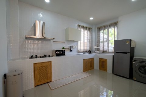 Villa in Chiang Mai, Thailand 4 bedrooms № 155321 - photo 8