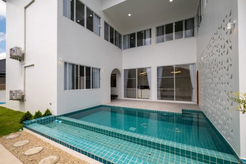 Villa in Chiang Mai, Thailand 4 bedrooms № 155321 - photo 4