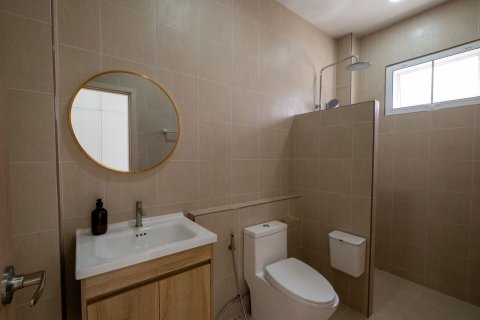 Villa in Chiang Mai, Thailand 4 bedrooms № 155321 - photo 17