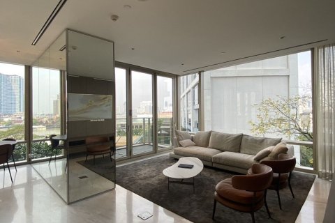 Condo à Sathon, Bangkok, Thaïlande, 2 chambres  № 167214 - photo 1