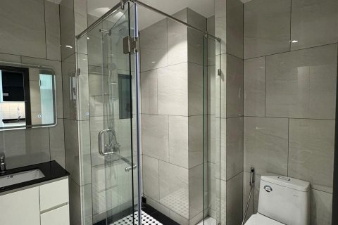 Studio dans le Condo à Phuket, Thaïlande  № 164086 - photo 16