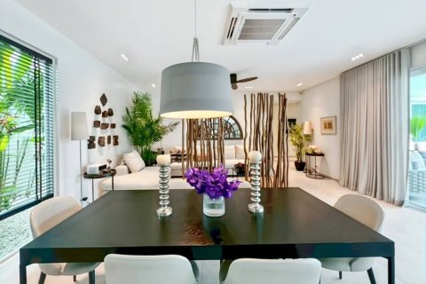Villa in Hua Hin, Thailand 3 bedrooms № 164085 - photo 29