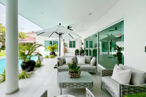 Villa in Hua Hin, Thailand 3 bedrooms № 164085 - photo 17