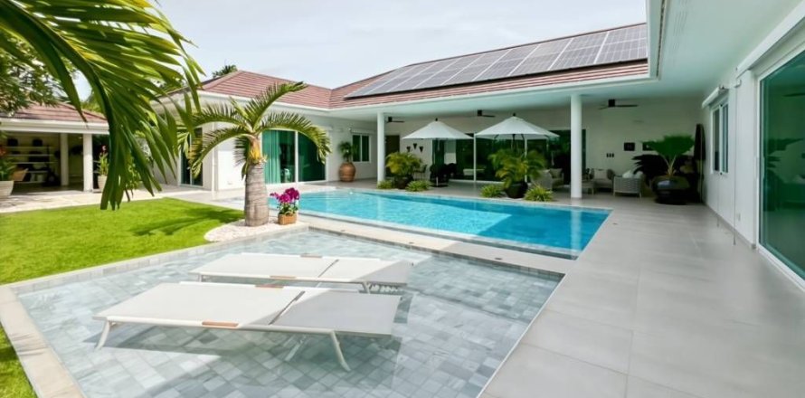 Villa in Hua Hin, Thailand 3 bedrooms № 164085