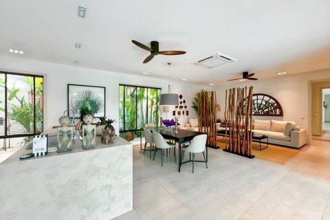 Villa in Hua Hin, Thailand 3 bedrooms № 164085 - photo 22