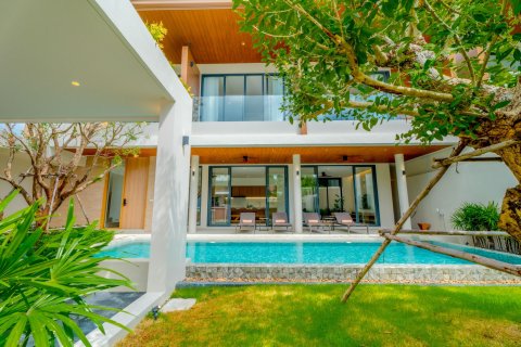 Villa in Phuket, Thailand 3 bedrooms № 164089 - photo 19