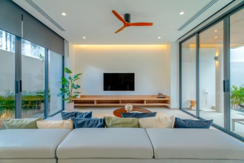 Villa in Phuket, Thailand 3 bedrooms № 164089 - photo 12