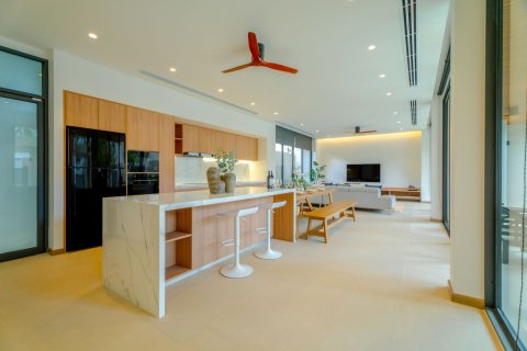 Villa in Phuket, Thailand 3 bedrooms № 164089 - photo 5