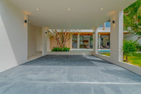 Villa in Phuket, Thailand 3 bedrooms № 164089 - photo 21