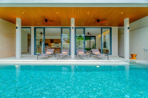 Villa in Phuket, Thailand 3 bedrooms № 164089 - photo 17
