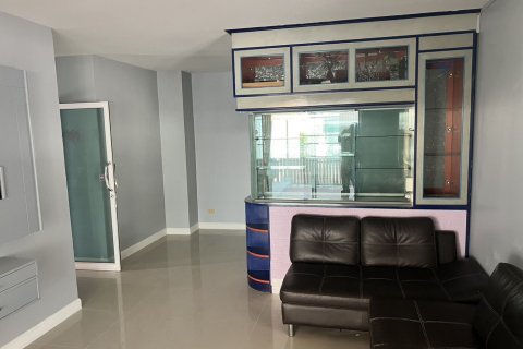 House in San Kamphaeng, Thailand 3 bedrooms № 164084 - photo 16