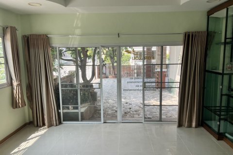 House in San Kamphaeng, Thailand 3 bedrooms № 164084 - photo 19