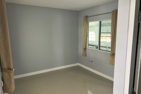 House in San Kamphaeng, Thailand 3 bedrooms № 164084 - photo 15
