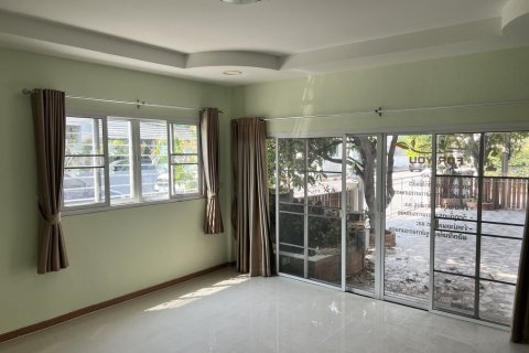 House in San Kamphaeng, Thailand 3 bedrooms № 164084 - photo 13