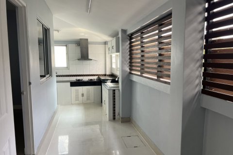 House in San Kamphaeng, Thailand 3 bedrooms № 164084 - photo 10