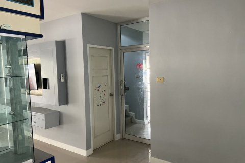 House in San Kamphaeng, Thailand 3 bedrooms № 164084 - photo 20