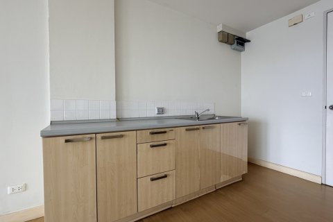 Кондоминиум с 1 спальней в Ваттхане, Бангкок, Таиланд № 205732 - фото 4