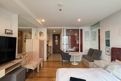 Condo à Watthana, Bangkok, Thaïlande, 1 chambre № 205731 - photo 4