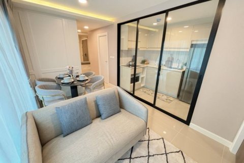 Condo in Hua Hin, Thailand, 2 bedrooms  № 120428 - photo 4