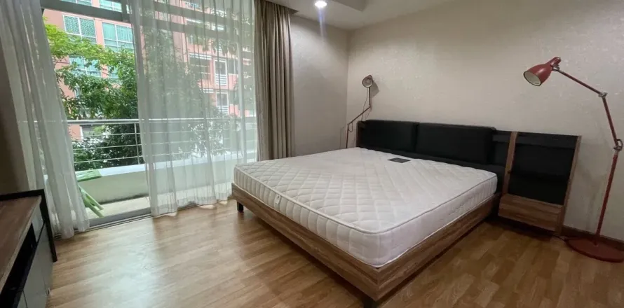 Condo in Din Daeng, Bangkok, Thailand, 2 bedrooms № 167388