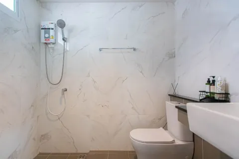 House in Hua Hin, Thailand 4 bedrooms № 160310 - photo 22