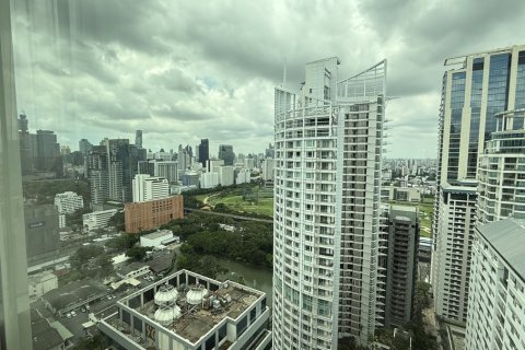 Condo in Pathum Wan, Bangkok, Thailand, 3 bedrooms № 201264 - photo 2