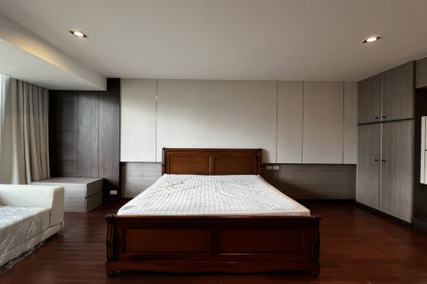 Condo in Pathum Wan, Bangkok, Thailand, 4 bedrooms № 201266 - photo 21