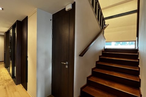 Condo in Pathum Wan, Bangkok, Thailand, 4 bedrooms № 201266 - photo 18