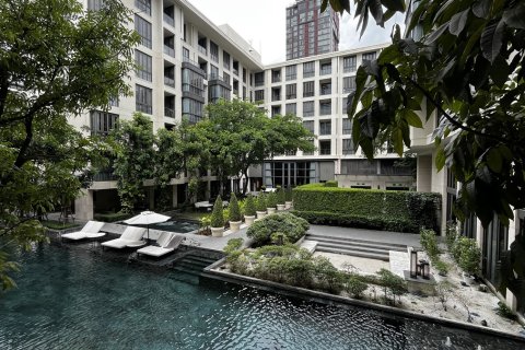 Condo in Watthana, Bangkok, Thailand, 2 bedrooms № 201265 - photo 2