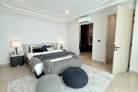 House in Phaya Thai, Bangkok, Thailand 3 bedrooms № 201260 - photo 15