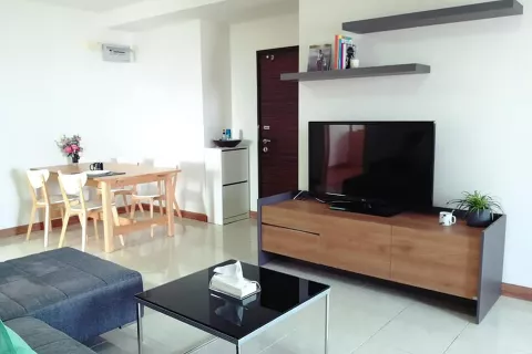 Кондоминиум с 2 спальнями в Хуай Кванге, Бангкок, Таиланд № 140119 - фото 3