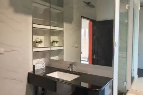 Eigentumswohnung in Huai Khwang, Bangkok, Thailand, 2 Schlafzimmer № 215547 - Foto 8