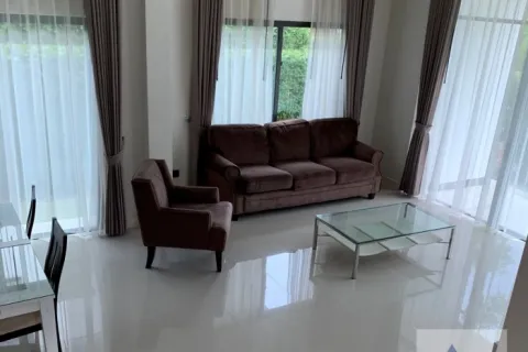 Haus in Bang Kapi, Bangkok, Thailand 4 Schlafzimmer № 215546 - Foto 3